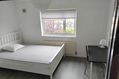 House share to rent, Wolfe Crescent, London SE7