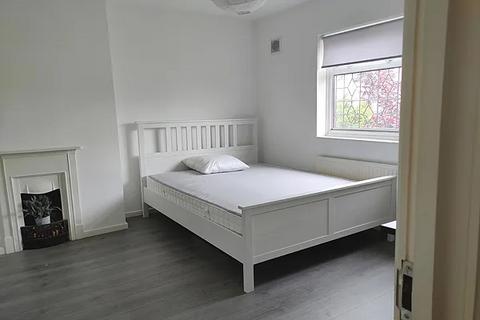 House share to rent, Wolfe Crescent, London SE7