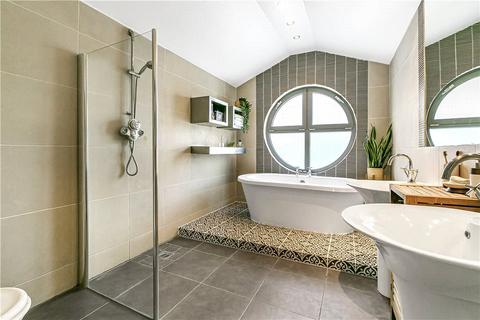 18 Chiswick Road, London, W4 5RB