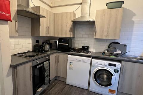 1 bedroom terraced house to rent, Smithdown Road, Liverpool L15