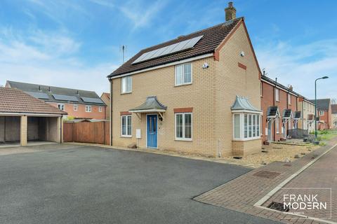 3 bedroom end of terrace house for sale, Whitby Avenue, Eye, PE6