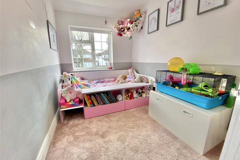 67 Wyncham Avenue, Sidcup, DA15 8EU