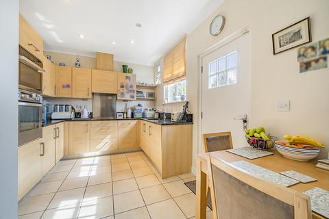 2 bedroom semi-detached house for sale, Mill Hill NW7