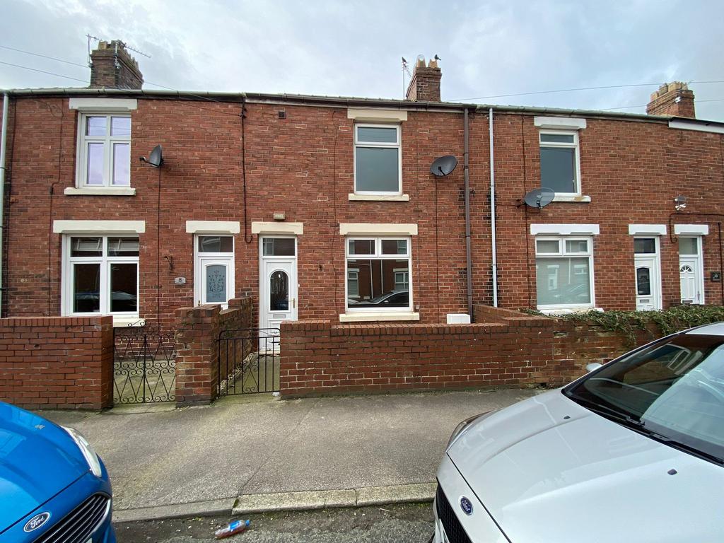 Onslow Terrace, Langley Moor, Durham... 3 bed terraced house £775 pcm