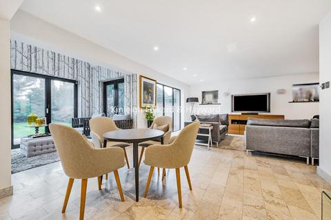 Delta Oldfield Road, Bromley, BR1 2LF