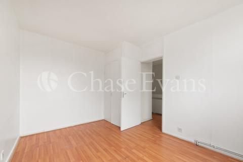 3 bedroom apartment for sale, Pegswood Court, Cable Street, Shadwell, E1