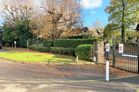 1 bedroom retirement property for sale, Ashcroft Place, Epsom Road, Leatherhead, Surrey, KT22