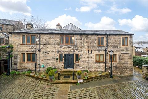 5 bedroom detached house for sale, Binswell Fold, Baildon, West Yorkshire, BD17