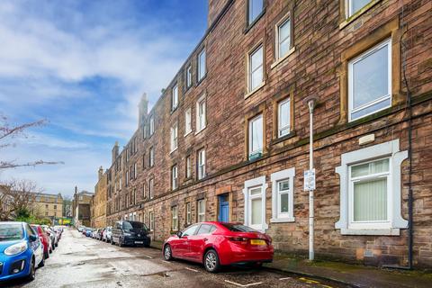 27/7 Maryfield, Edinburgh, EH7 5AR