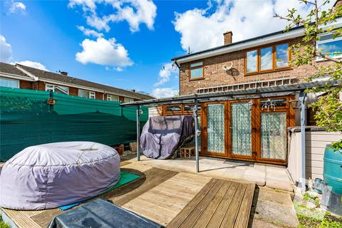 12 Fir Tree Close, Romford, RM1 4RU