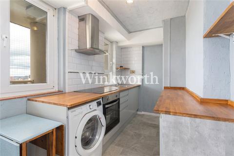 3 bedroom apartment to rent, Joseph Court, Amhust Park Road, London, N16