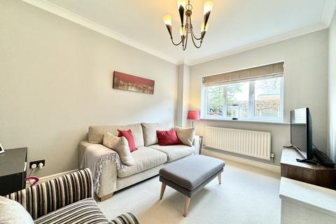 4 bedroom detached house for sale, Howcroft Court, Sandal