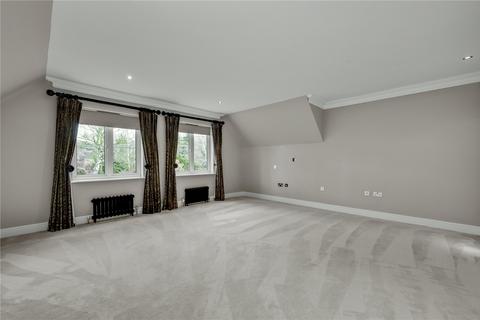 10 Littlemead, Esher, KT10 9PE