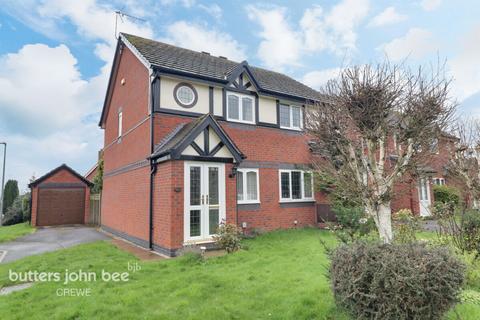2 bedroom semi-detached house for sale, Minster Court, Crewe