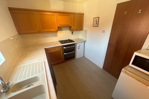 2 bedroom flat to rent, West Powburn, Newington, Edinburgh, EH9