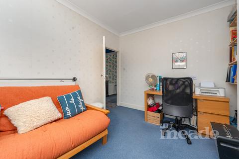 32 Cavendish Road, London, E4 9NH