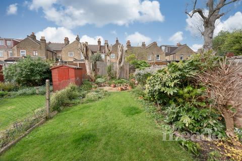 32 Cavendish Road, London, E4 9NH