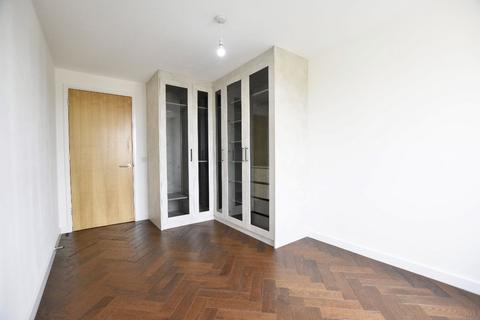 2 bedroom apartment to rent, Cundy Road, Custom House, E16