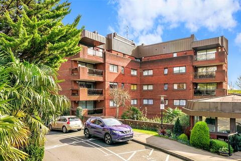 4 bedroom penthouse for sale, Spencer Close, Finchley, N3