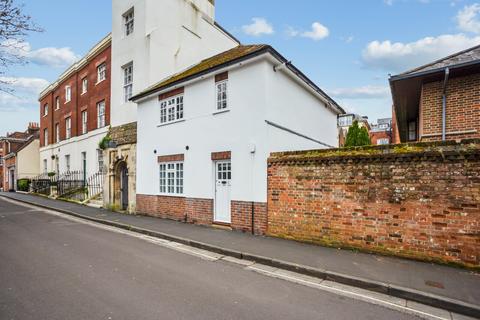 2 bedroom house to rent, St Peter Street, Winchester, SO23