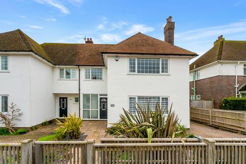 62 Surrenden Road, Folkestone, CT19 4EB