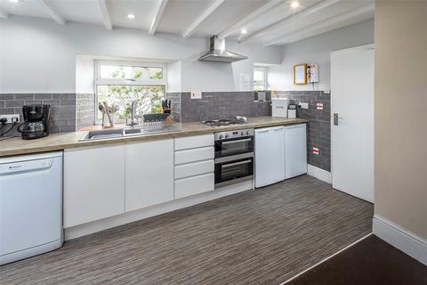 5 Broad Road, North Sunderland, Seahouses, NE68 7UP