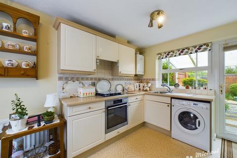 2 bedroom detached house for sale, Sandhill Way, Aylesbury, Buckinghamshire