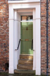 2 bedroom townhouse for sale, St. Andrewgate, York, YO1