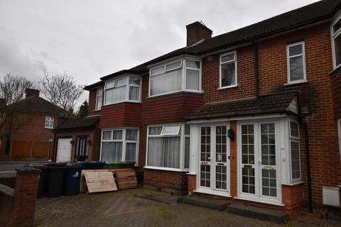 3 bedroom terraced house for sale, Greenford, UB6