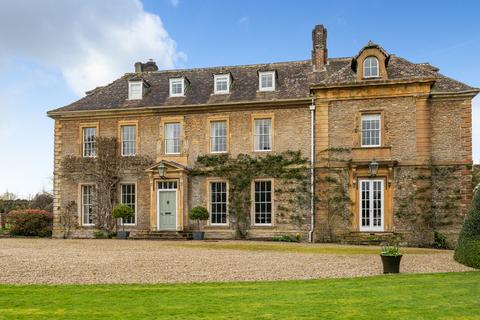 8 bedroom equestrian property to rent, Horsington, Templecombe, Somerset, BA8