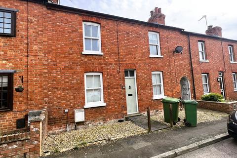 3 bedroom terraced house to rent, Newport Pagnell MK16