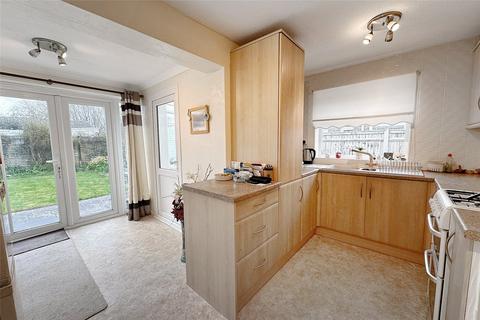 2 bedroom bungalow for sale, The Winter Knoll, Littlehampton, West Sussex