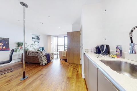 2 bedroom apartment for sale, Lighterman Point, New Village Avenue, London E14