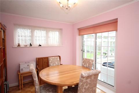 27 The Spinney, Epsom, KT18 5QX