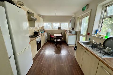 1 bedroom in a house share to rent, Margery Park Road, London E7