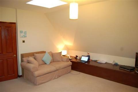 1 bedroom apartment to rent, Chase Court, 8a Bakers End, Wimbledon