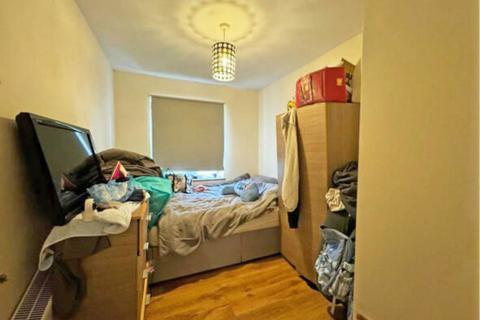 1 bedroom flat for sale, 27 Haysoms Close, Romford, London, RM1 4DL