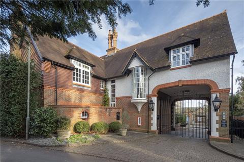 4 bedroom detached house for sale, Beverley Lane, Kingston Upon Thames, KT2