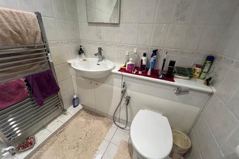 4 Lowther Close, Elstree, Borehamwood, WD6 3PY