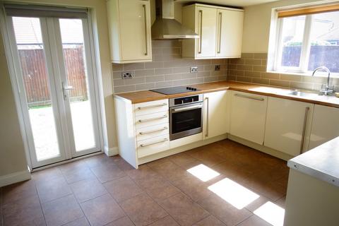3 bedroom detached bungalow for sale, Kingsway, Stanwell, TW19