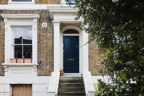 8b Brookfield Road, Hackney, London, E9 5AH