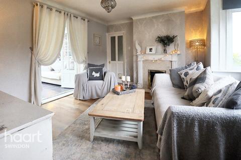 3 bedroom bungalow for sale, Shelley Street, Swindon