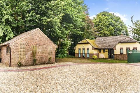 3 bedroom bungalow for sale, Margaret Close, Aldwick, West Sussex