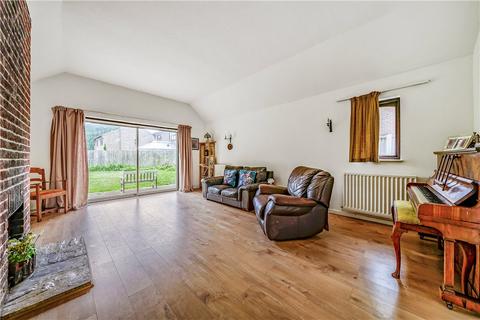 3 bedroom bungalow for sale, Margaret Close, Aldwick, West Sussex