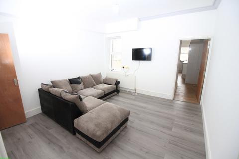 4 bedroom terraced house to rent, Stoke, Coventry CV3