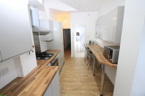 4 bedroom terraced house to rent, Stoke, Coventry CV3