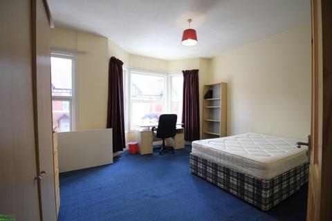 5 bedroom terraced house to rent, Stoke, Coventry CV2