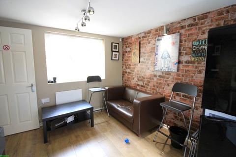 2 bedroom flat to rent, City Centre, Coventry CV1