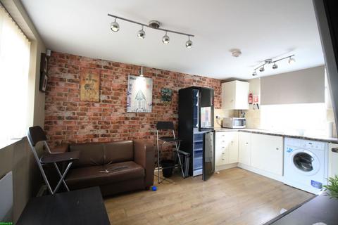 2 bedroom terraced house to rent, City Centre, Coventry CV1