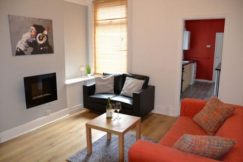 3 bedroom terraced house to rent, Charterhouse, Coventry CV1